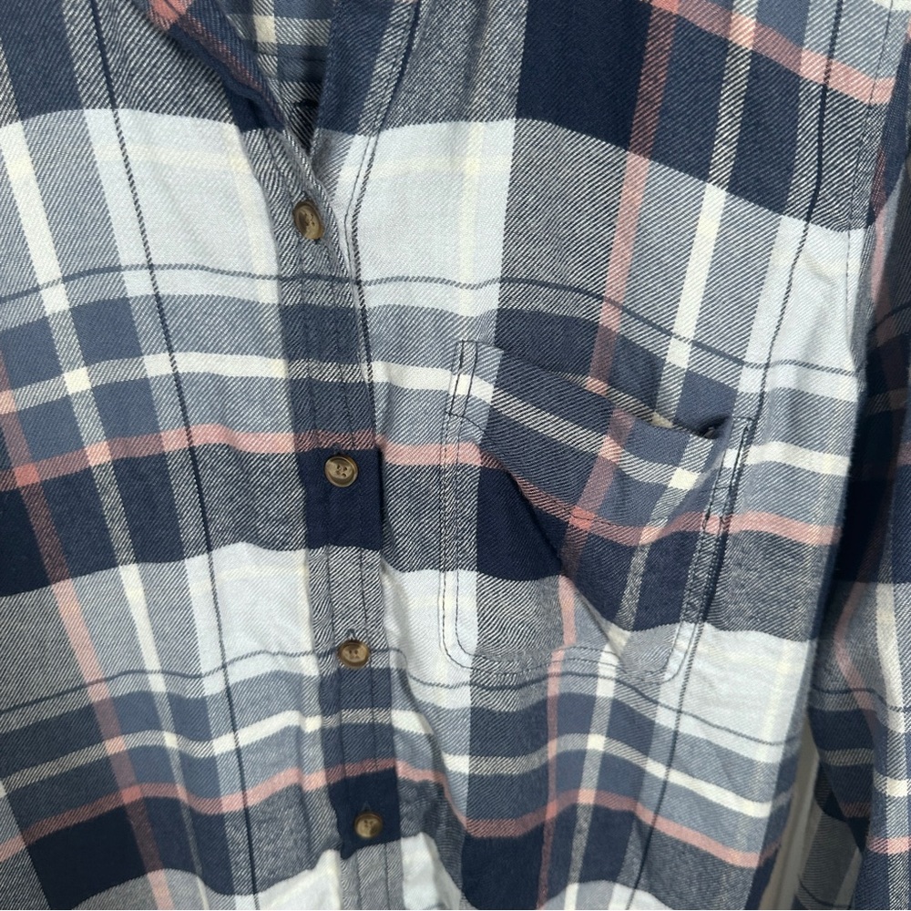 American Eagle Womens Boyfriend Fit Plaid Button Down Shirt Size Medium Soft - Picture 4 of 5